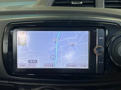 Toyota Yaris (Vitz)