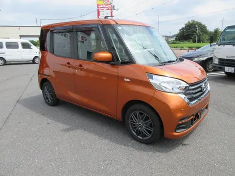 Nissan Dayz Roox
