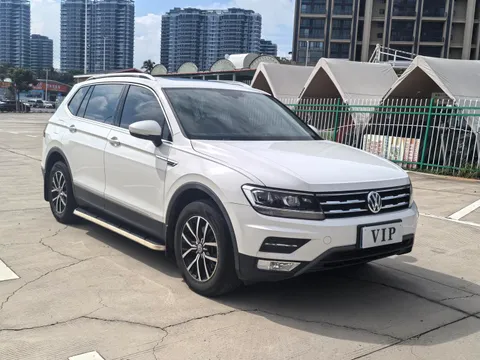 Volkswagen Tiguan L