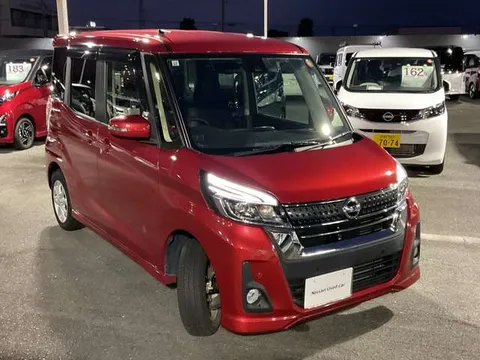 Nissan Dayz Roox