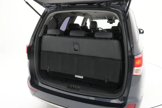 SsangYong Stavic (Korando Turismo)