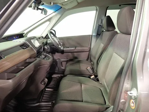 Honda Freed Plus