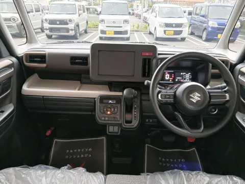 Suzuki Spacia