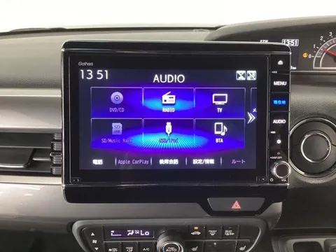 Honda N-BOX Custom
