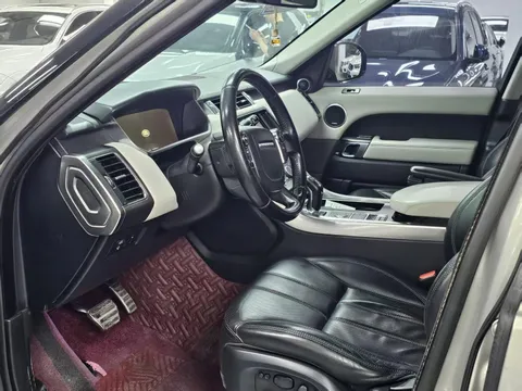 Land Rover