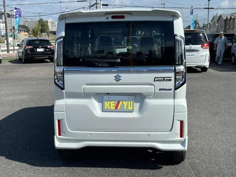 Suzuki Spacia Custom