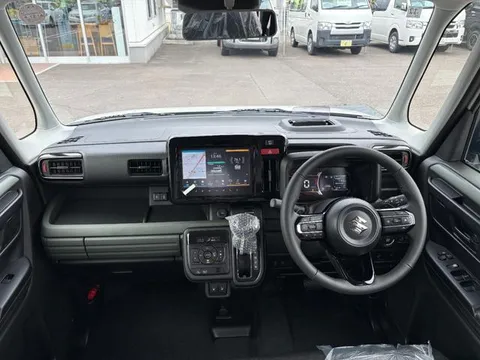 Suzuki Spacia Gear
