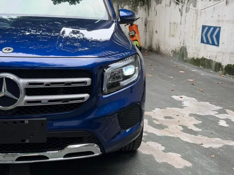 Mercedes-Benz Mercedes-Benz GLB