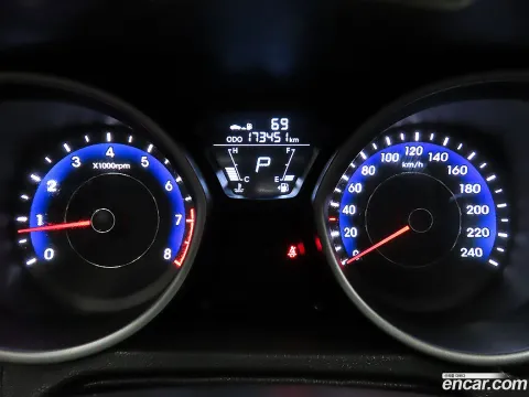 Hyundai Elantra (Avante)