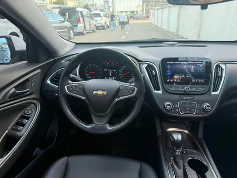 Chevrolet Malibu XL