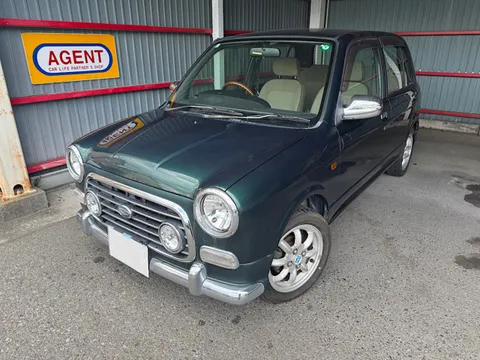 Daihatsu Mira Gino