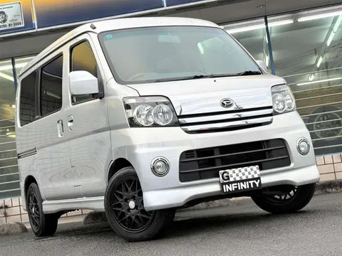 Daihatsu Atrai Wagon
