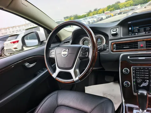 Volvo S80L