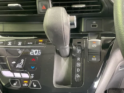 Mitsubishi eK X