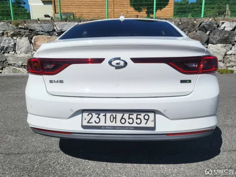 Renault Talisman (SM6)