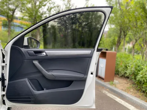 Volkswagen Santana