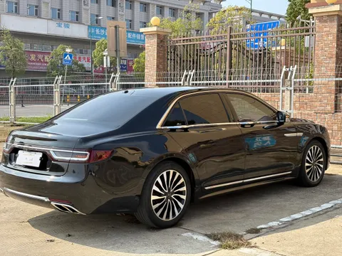 Lincoln Continental