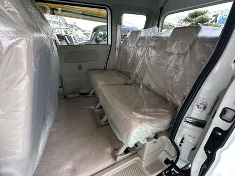 Nissan Clipper Rio