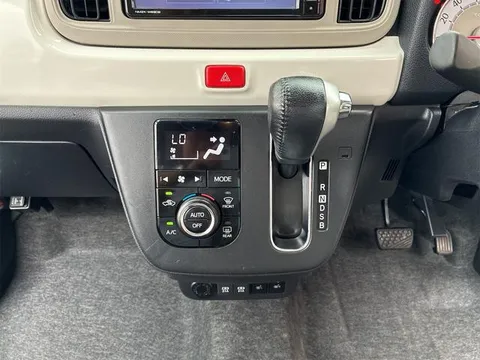 Daihatsu Mira Tocot