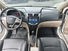 Hyundai Reina
