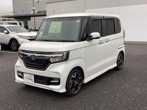 Honda N-BOX Custom