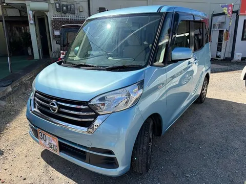 Nissan Dayz Roox