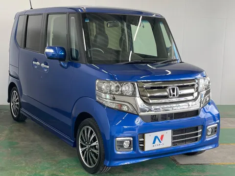 Honda N-BOX Custom