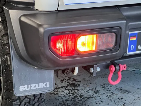 Suzuki Jimny Sierra