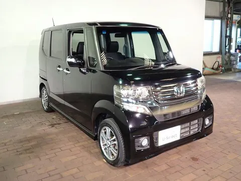 Honda N-BOX Custom