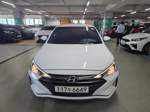 Hyundai Elantra (Avante)