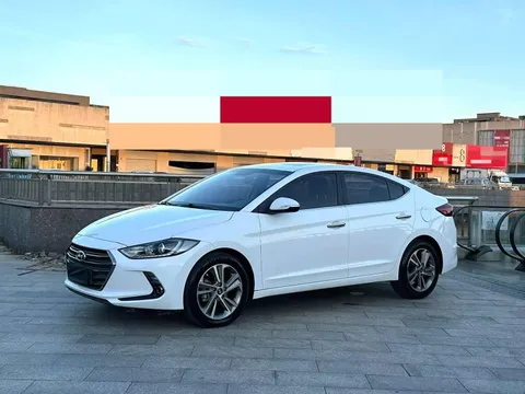 Hyundai Elantra (Avante)