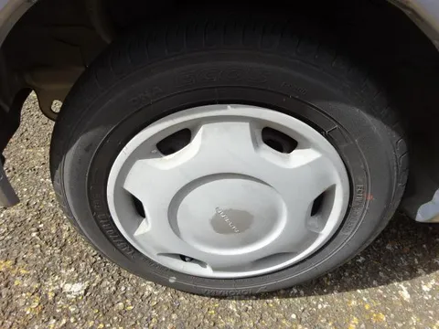 Subaru Pleo