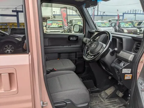 Honda N-VAN Plus Style