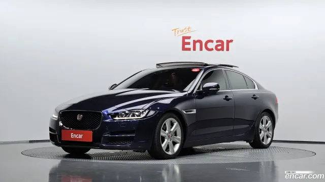 Jaguar XE