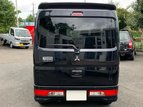 Mitsubishi Town Box