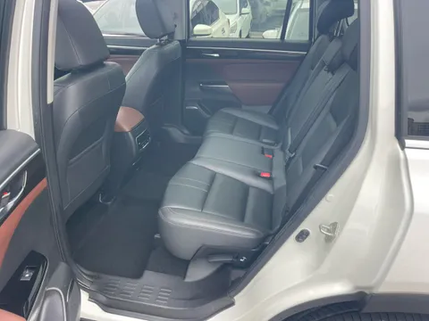 Gac GS8