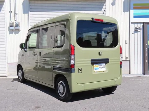 Honda N-VAN Plus Style
