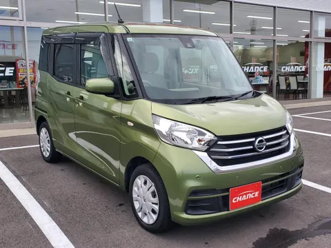 Nissan Dayz Roox