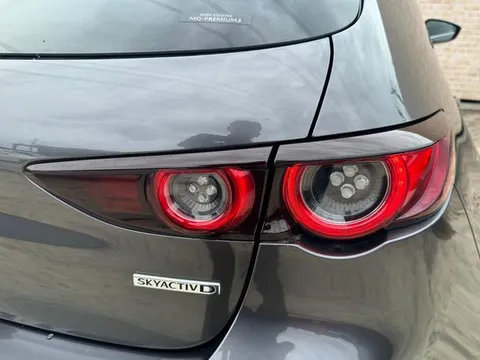 Mazda MAZDA3 Fastback
