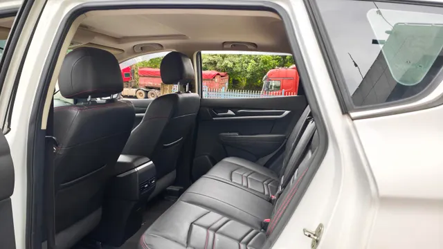 Dongfeng AX7