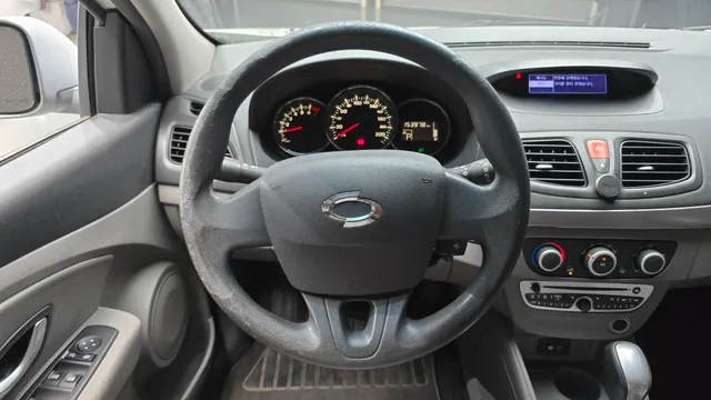 Renault SM3