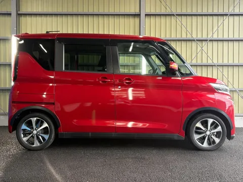 Mitsubishi eK X Space