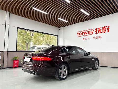 Jaguar XFL