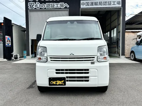 Mitsubishi Minicab Van