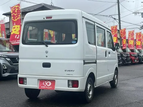 Suzuki Every