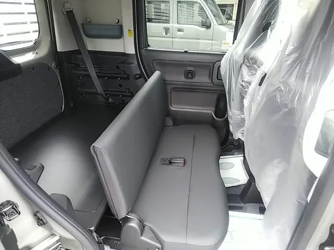 Suzuki Spacia Base
