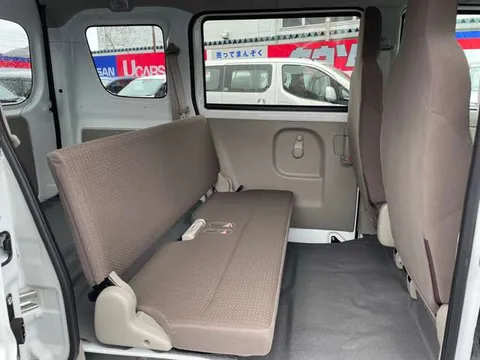 Nissan Clipper
