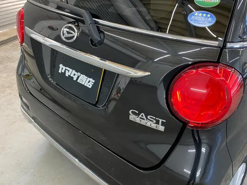 Daihatsu Cast