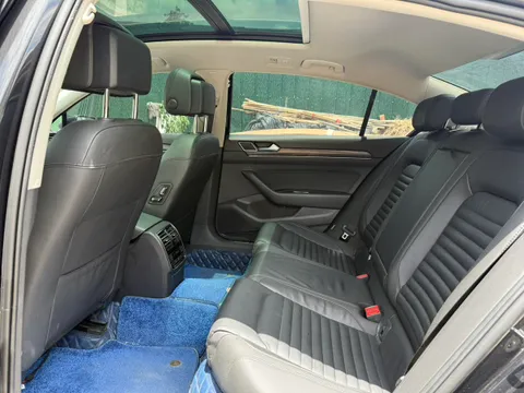 Volkswagen Magotan
