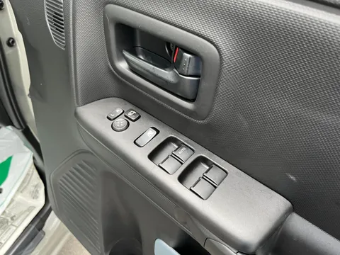 Suzuki Spacia Base